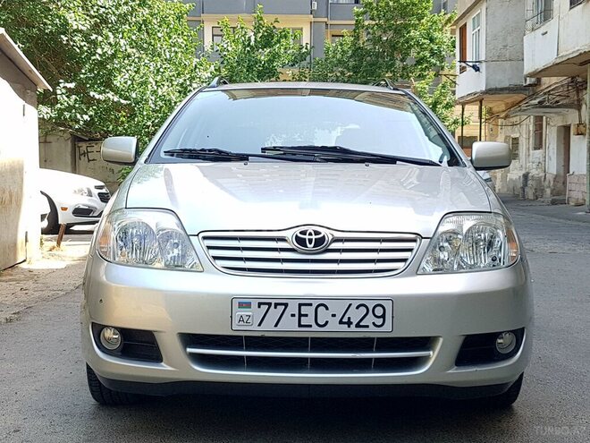 Toyota Corolla 2004, 192,000 km - 1.4 l - Bakı