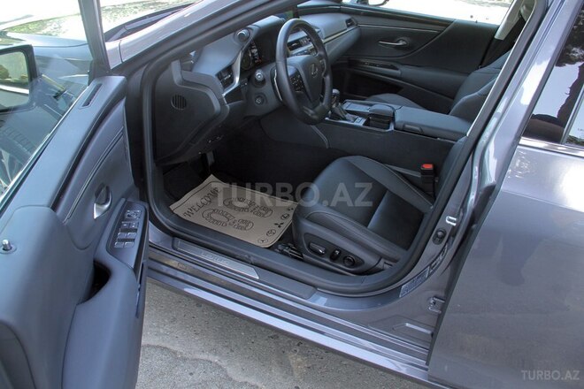Lexus ES 300h 2021, 14,000 km - 3.0 l - Bakı