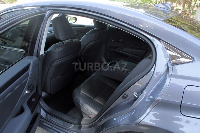 Lexus ES 300h 2021, 14,000 km - 3.0 l - Bakı