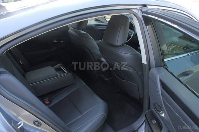 Lexus ES 300h 2021, 14,000 km - 3.0 l - Bakı