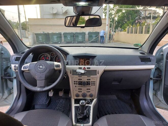 Opel Astra 2008, 200,000 km - 1.3 л - Bakı