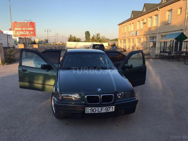 BMW 316 1997, 420,000 km - 1.6 l - Quba