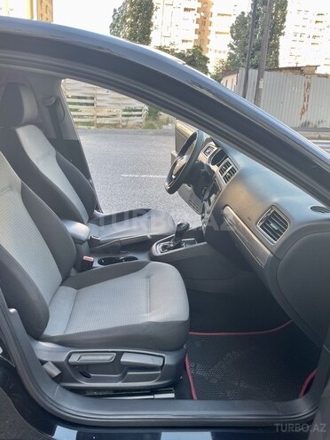 Volkswagen Jetta 2016, 89,000 km - 1.4 л - Bakı