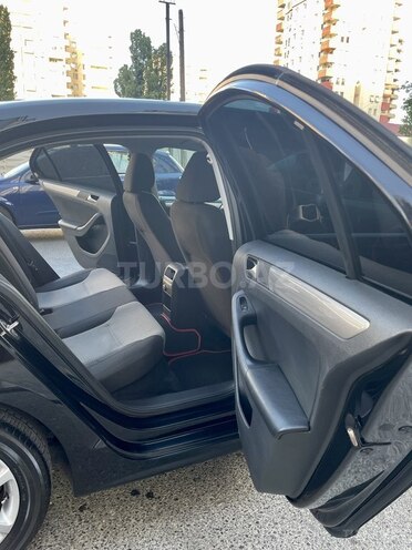 Volkswagen Jetta 2016, 89,000 km - 1.4 л - Bakı