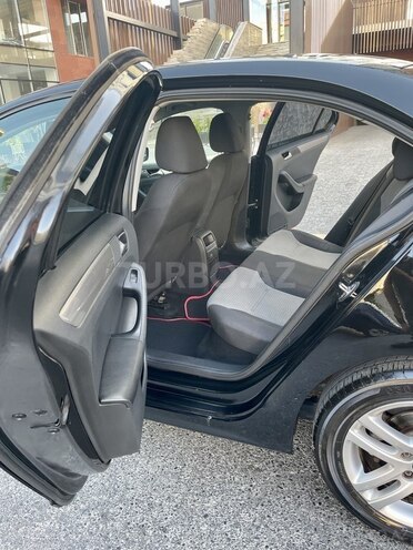 Volkswagen Jetta 2016, 89,000 km - 1.4 л - Bakı