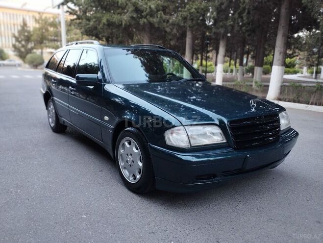Mercedes C 180 1997, 272,000 km - 1.8 l - Sumqayıt