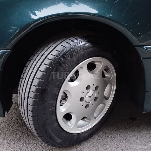 Mercedes C 180 1997, 272,000 km - 1.8 l - Sumqayıt