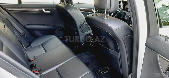 Mercedes C 250 2014, 145,000 km - 2.5 l - Bakı