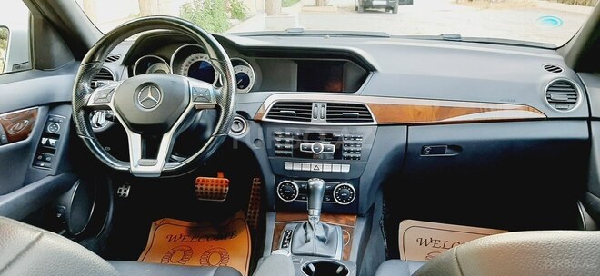 Mercedes C 250 2014, 145,000 km - 2.5 l - Bakı