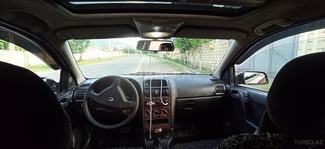 Opel Astra 1998, 380,000 km - 1.6 l - Quba