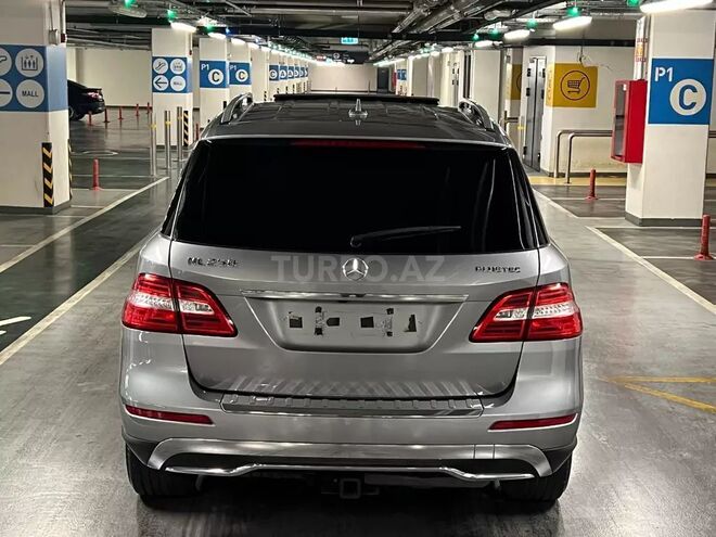 Mercedes  2015, 95,000 km - 2.1 l - Bakı