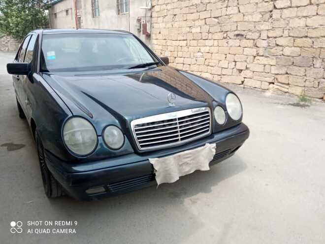 Mercedes E 200 1997, 411,000 km - 0.2 л - Bakı