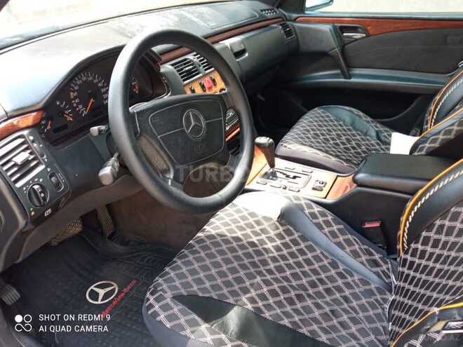 Mercedes E 200 1997, 411,000 km - 0.2 л - Bakı