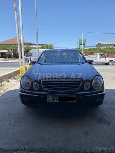 Mercedes E 220 2004, 235,000 km - 2.2 l - Bakı