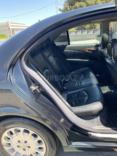 Mercedes E 220 2004, 235,000 km - 2.2 l - Bakı