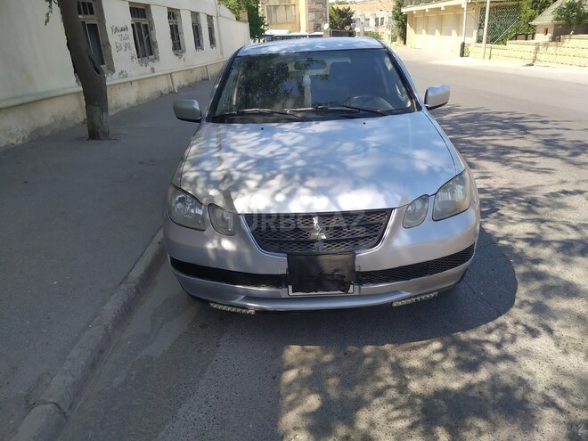 Mitsubishi Airtrek 2004, 240,000 km - 2.0 l - Bakı