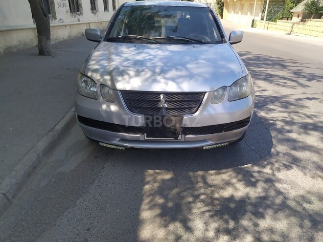 Mitsubishi Airtrek 2004, 240,000 km - 2.0 l - Bakı