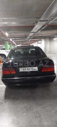 Mercedes E 220 1999, 424,050 km - 2.2 l - Bakı
