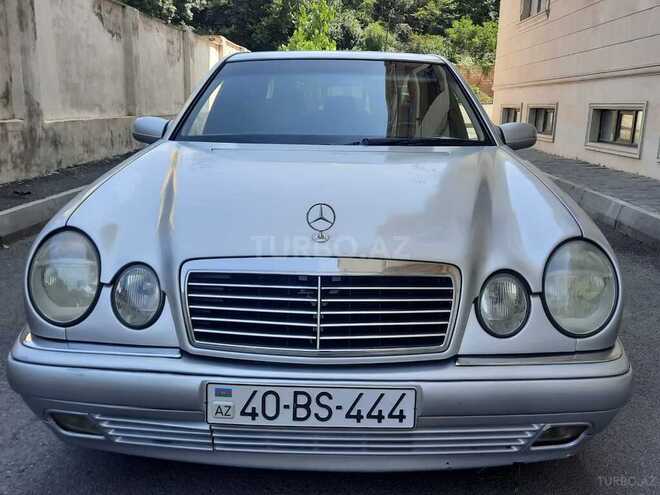 Mercedes E 240 1998, 228,000 km - 2.4 л - Quba