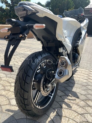 CFMOTO  2022, 0 km - 0.4 l - Qax
