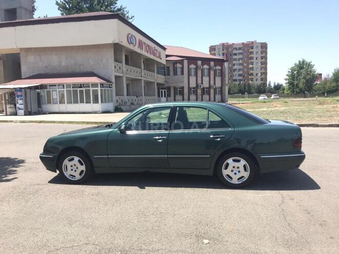 Mercedes E 220 1999, 450,250 km - 2.2 l - Mingəçevir