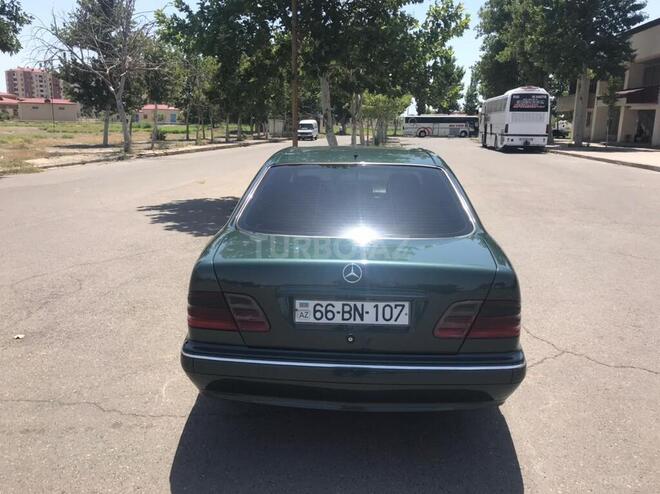 Mercedes E 220 1999, 450,250 km - 2.2 l - Mingəçevir