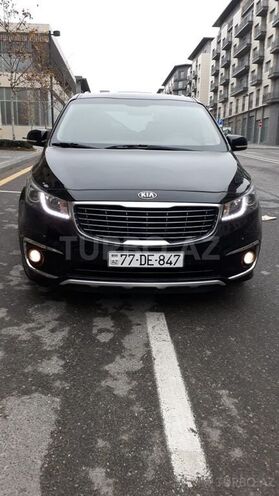 Kia Carnival 2015, 180,000 km - 2.2 l - Bakı