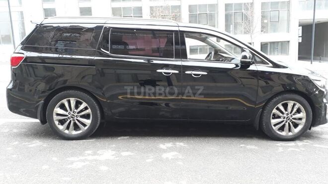 Kia Carnival 2015, 180,000 km - 2.2 l - Bakı
