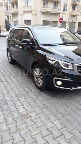 Kia Carnival 2015, 180,000 km - 2.2 l - Bakı