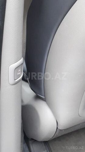 Kia Carnival 2015, 180,000 km - 2.2 l - Bakı
