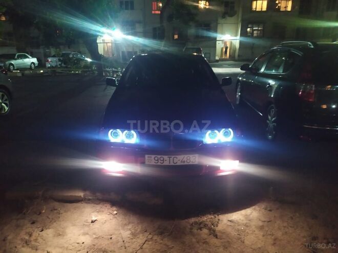 BMW 318 1995, 256,000 km - 1.8 l - Bakı