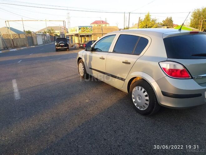 Opel Astra 2005, 166,000 km - 1.4 l - Bakı