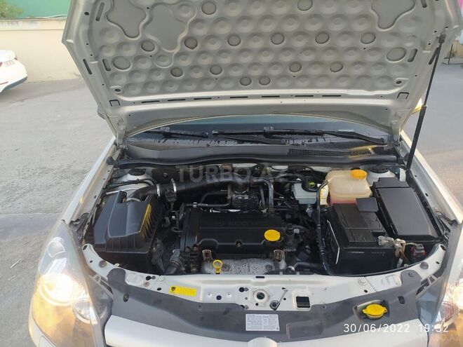Opel Astra 2005, 166,000 km - 1.4 l - Bakı