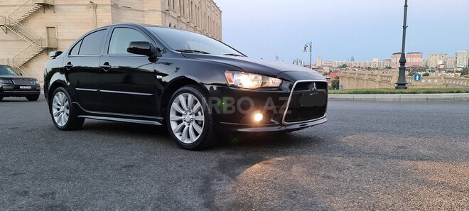 Mitsubishi Lancer 2010, 130,000 km - 2.0 l - Bakı