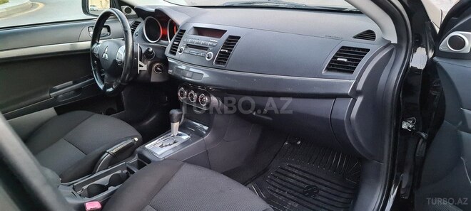 Mitsubishi Lancer 2010, 130,000 km - 2.0 l - Bakı