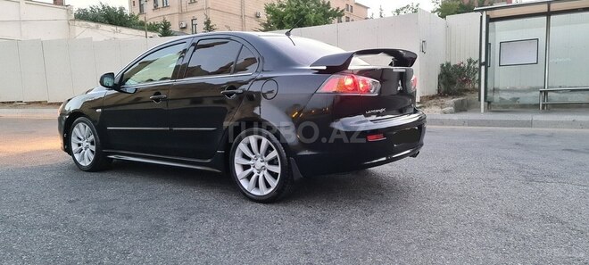 Mitsubishi Lancer 2010, 130,000 km - 2.0 l - Bakı
