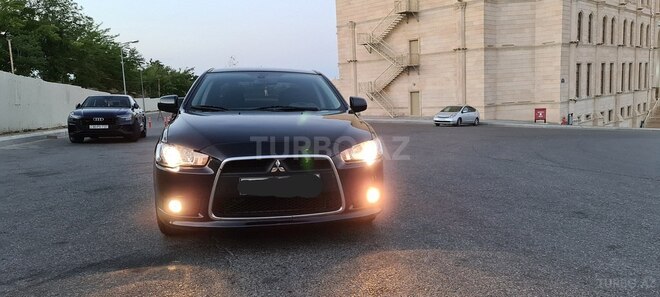 Mitsubishi Lancer 2010, 130,000 km - 2.0 l - Bakı