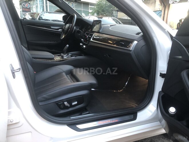 BMW 530 2017, 52,500 km - 2.0 л - Bakı
