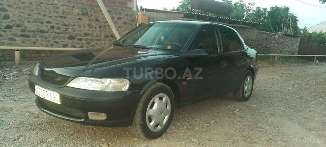 Opel Vectra 1997, 296,000 km - 2.0 l - Gəncə