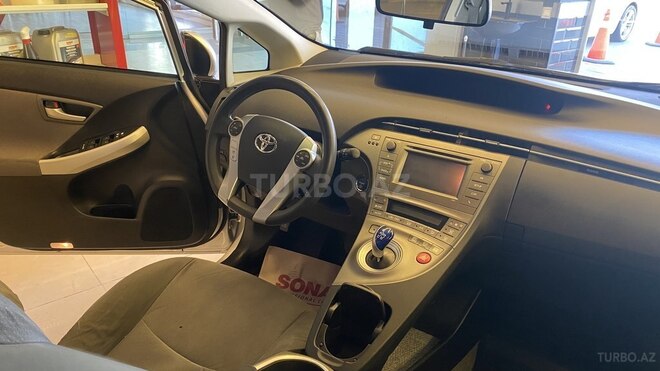 Toyota Prius 2014, 145,000 km - 1.8 l - Bakı