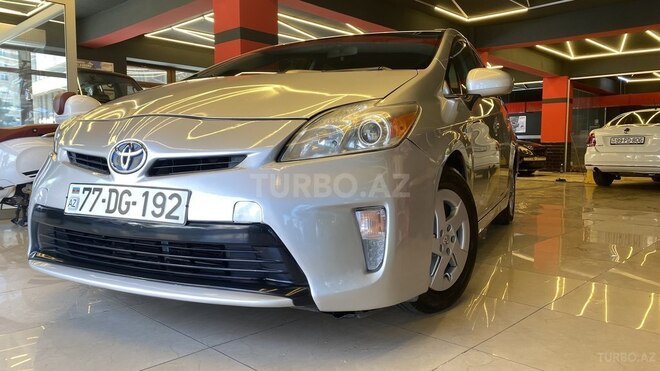 Toyota Prius 2014, 145,000 km - 1.8 l - Bakı