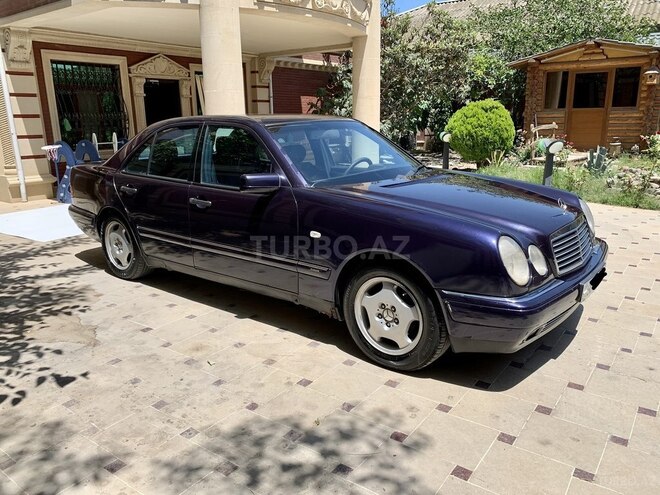 Mercedes E 240 1998, 300,000 km - 2.4 л - Bakı