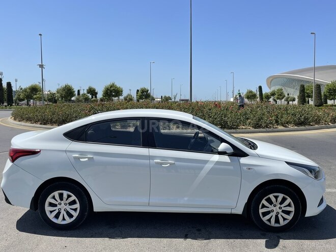 Hyundai Accent 2017, 46,200 km - 1.4 л - Bakı