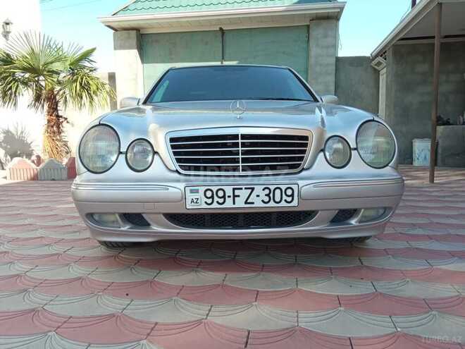 Mercedes E 260 2001, 303,574 km - 2.6 l - Bərdə