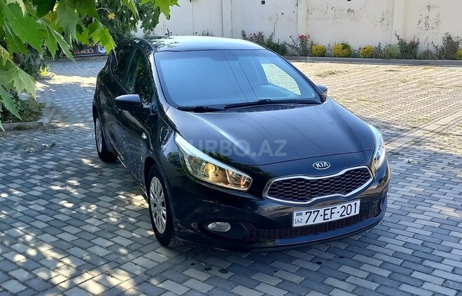 Kia Ceed 2013, 129,400 km - 1.4 l - Bakı