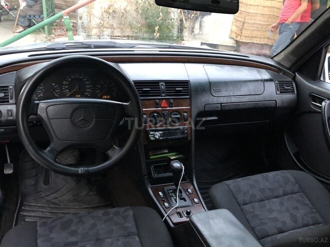 Mercedes C 180 1997, 320,000 km - 1.8 l - Bakı