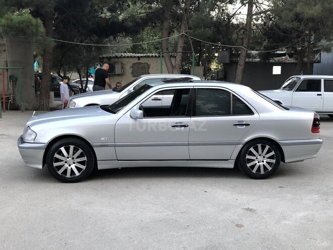 Mercedes C 180 1997, 320,000 km - 1.8 l - Bakı