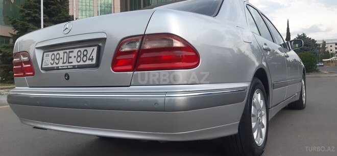 Mercedes E 200 2000, 226,000 km - 2.0 l - Gəncə