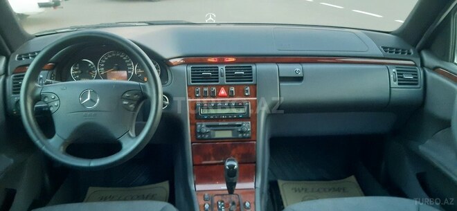 Mercedes E 200 2000, 226,000 km - 2.0 l - Gəncə