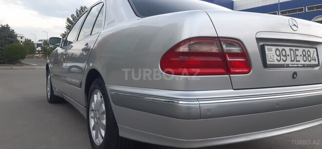 Mercedes E 200 2000, 226,000 km - 2.0 l - Gəncə
